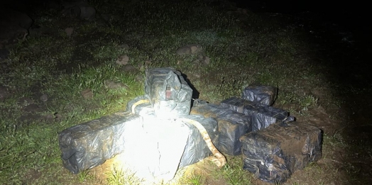 PF, PC e PM apreendem fardos de maconha nas margens do Rio Paraná