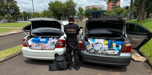 PF prende 5 pessoas em comboio de veículos transportando centenas de mercadorias descaminhadas.