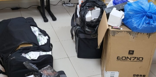 PF prende duas passageiras com mercadoreias e medicamentos contrabandeados