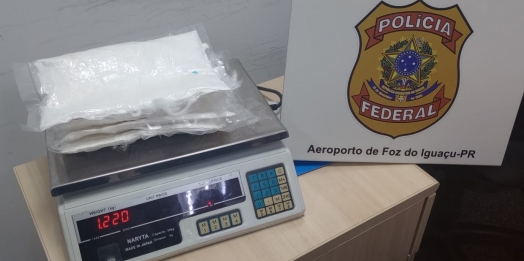 PF prende passageiro com cocaína junto ao corpo no aeroporto de Foz do Iguaçu