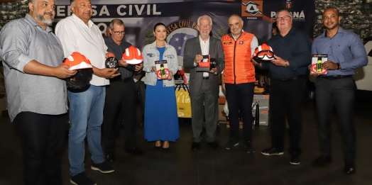 Piana entrega equipamentos para Bombeiros e "kits de resposta" a eventos climáticos para cidades