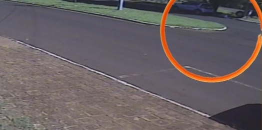 Pneu desgovernado atinge pedestre em Medianeira; vídeo