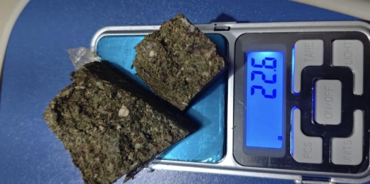 Polícia Civil realiza prisão de indivíduo por desacato, desobediência e posse de drogas em Santa Helena