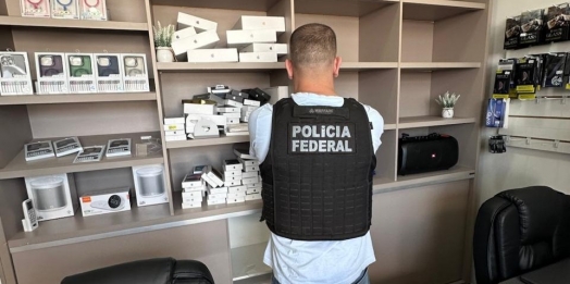 Polícia Federal deflagra operação contra comércio irregular de smartphones