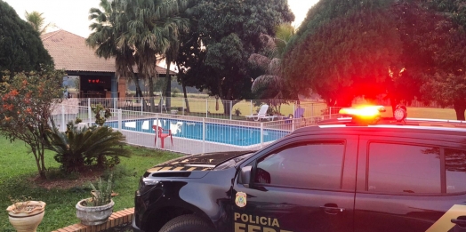 Polícia Federal deflagra Operação IW contra grupo criminoso atuante no tráfico internacional de armas e drogas