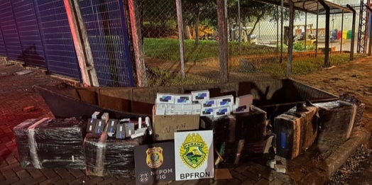 Polícia flagra barco a remo com eletrônicos contrabandeados do Paraguai no Rio Paraná