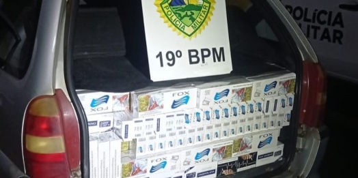Polícia Militar de Santa Helena apreende veículo com cigarros contrabandeados