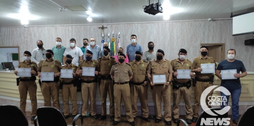 Policiais militares de Diamante do Oeste recebem Moção de Aplauso da Câmara de Vereadores