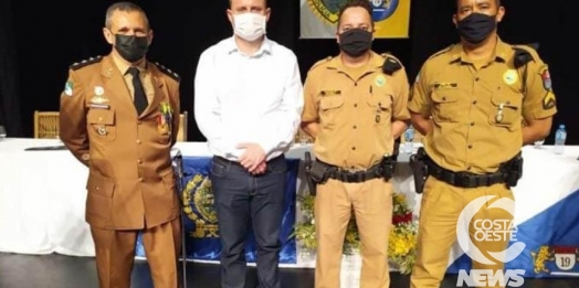 Policiais militares de Santa Helena recebem Menção Honrosa pelo bom serviço