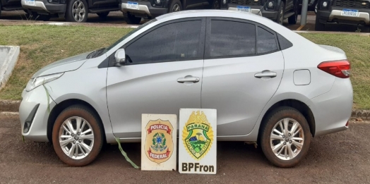 Policiais recuperam veículo furtado em Foz do Iguaçu