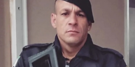 Policial discute com colega de farda e o mata a tiros dentro da viatura no Paraná