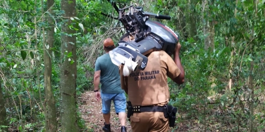 Policial de folga encontra motor de barco furtado no Lago de Itaipu em Santa Helena