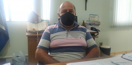 Prefeito de Diamante do Oeste é internado após contrair a Covid-19