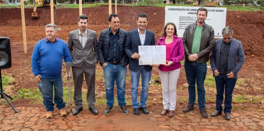 Prefeito de Medianeira assina Ordem de Serviço para construção da segunda Unidade de Saúde no bairro Jardim Irene
