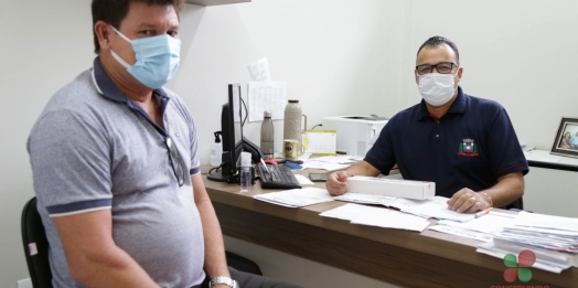 Prefeito em Exercício de Missal acompanha trabalhos nas secretarias municipais