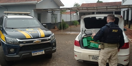 PRF aborda homem com habilitação suspensa e apreende 197 quilos de maconha em Medianeira (PR)