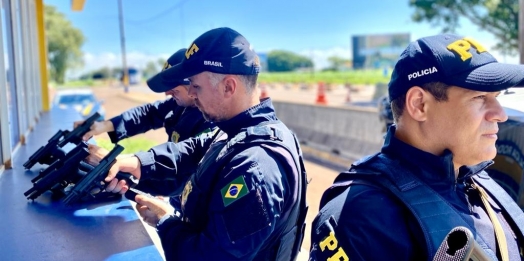 PRF apreende 5 pistolas de origem turca em Santa Terezinha de Itaipu