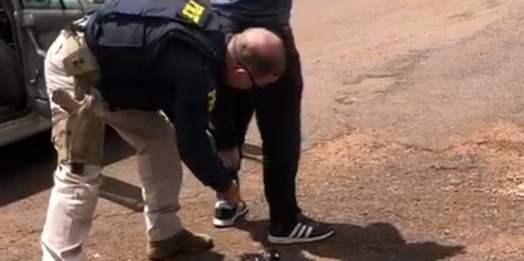 PRF apreende mercadoria oculta no corpo de ocupantes de veículo em Céu Azul