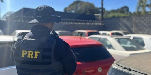 PRF faz leilão de veículos e sucatas no Paraná com lances a partir de R$ 3