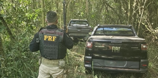 PRF localiza dois veículos roubados durante assalto a residência em Capitão Leônidas Marques (PR)