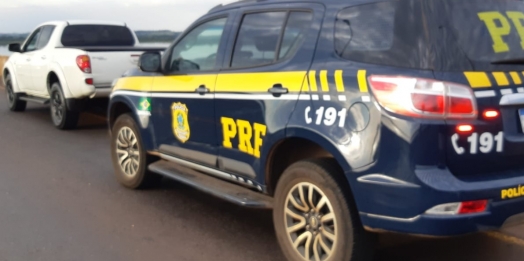 PRF recupera em Guaíra caminhonete roubada no Rio Grande do Sul