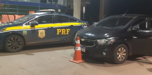 PRF recupera veículo clonado antes dele cruzar a fronteira
