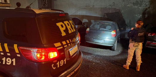 PRF recupera veículo furtado e prende homem horas após deixar a prisão na BR-277, em Santa Terezinha de Itaipu (PR)