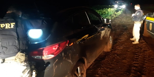 PRF troca tiros com assaltantes na BR-277 em Matelândia