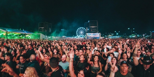 Primeira noite da Fespop 2026 reúne cerca de 40 mil pessoas e confirma edição histórica