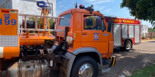 Princípio de incêndio em imóvel mobiliza Defesa Civil e Bombeiros em Santa Helena