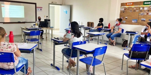 Professores da Rede Pública de Ensino de Itaipulândia abraçam a causa e adotam em sala de aula a campanha 18 de Maio