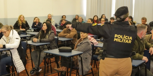 Professores, pedagogos e funcionários fazem simulado de segurança nas escolas do Paraná