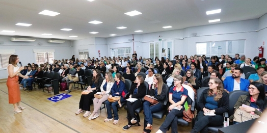 Profissionais da educação lindeiros participam de formação do Mais Ideb em Santa Helena