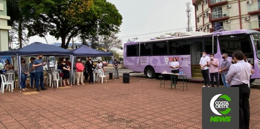 Programa “Ônibus Lilás” promove atendimentos em Medianeira