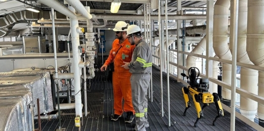 PTI e ADBI testam cachorro-robô em instalações da Petrobras
