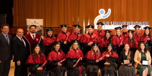 PUCPR, Lar e Sescoop celebram formatura pioneira em Gestão Integrada de Agronegócios