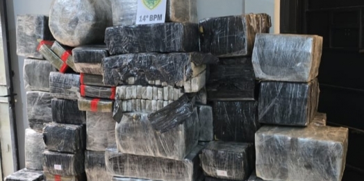 Quase 1,5 tonelada de maconha é apreendida em carreta na BR-277, em São Miguel do Iguaçu
