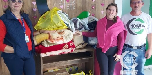Rádio Costa Oeste de São Miguel realiza parceria com Provopar para doações de roupas, agasalhos e cobertores
