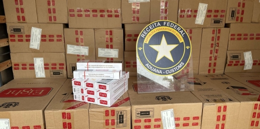 Receita Federal apreende 15.000 pacotes de cigarros contrabandeados na Ponte Internacional da Amizade