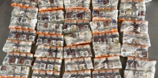 Receita Federal apreende 400 ampolas de emagrecedores em duas abordagens simultâneas