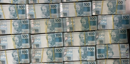 Receita Federal apreende cerca de R$ 530 mil em espécie na Aduana da Ponte Internacional da Amizade