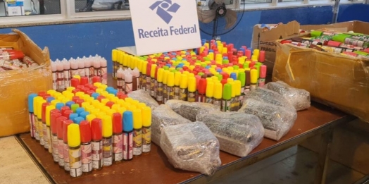 Receita Federal apreende mais de R$ 70 mil em essências para cigarro eletrônico em São Miguel