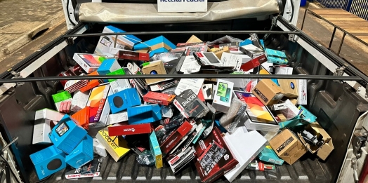 Receita Federal apreende veículo com mais de R$ 100.000 em mercadorias na BR-277