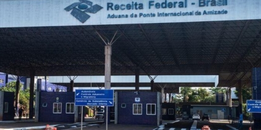 Receita Federal em operação conjunta com a Polícia Federal apreende carga de 1 milhão de reais em aparelhos eletrônicos