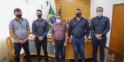 Representantes da Cresol se reúnem com Administração Municipal de Missal