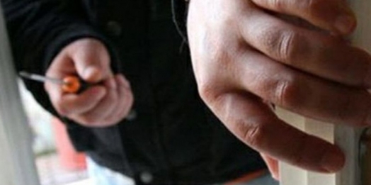 Residência é arrombada e objetos são furtados em Entre Rios do Oeste