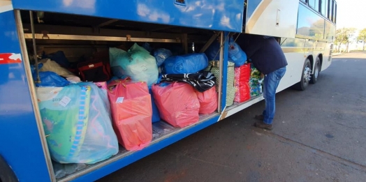 Receita Federal apreende ônibus carregado de mercadorias estrangeiras em Céu Azul