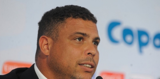 Ronaldo Fenômeno anuncia a compra do Cruzeiro