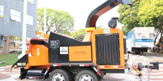 Santa Helena conta com novo triturador de galhos fruto de convênio com a Itaipu Binacional
