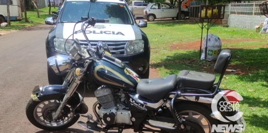 Santa Helena: Polícia Civil detém homem, apreende arma, moto e objetos relacionados ao tráfico de drogas